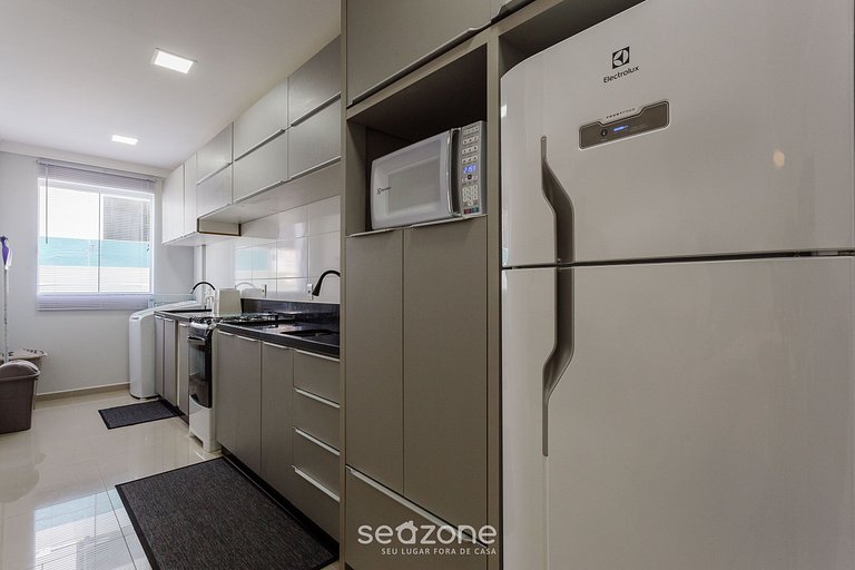 Apto lindo Beira-Mar e com Churrasqueira RMI0007