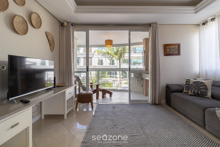 Lindo apto a 3 minutos da praia de Jurerê RAF101