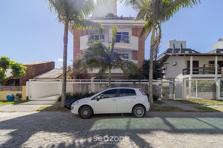 Lindo apto a 3 minutos da praia de Jurerê RAF101