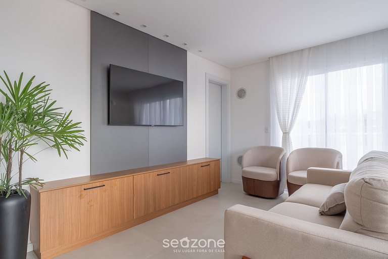 Depto c/ piscina y parrilla Bombinhas RNA0303