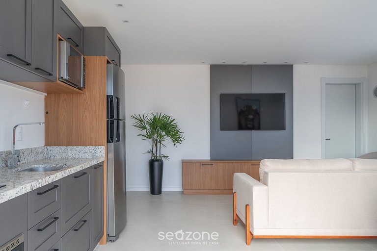 Apto c/ piscina e churrasqueira Bombinhas RNA0303