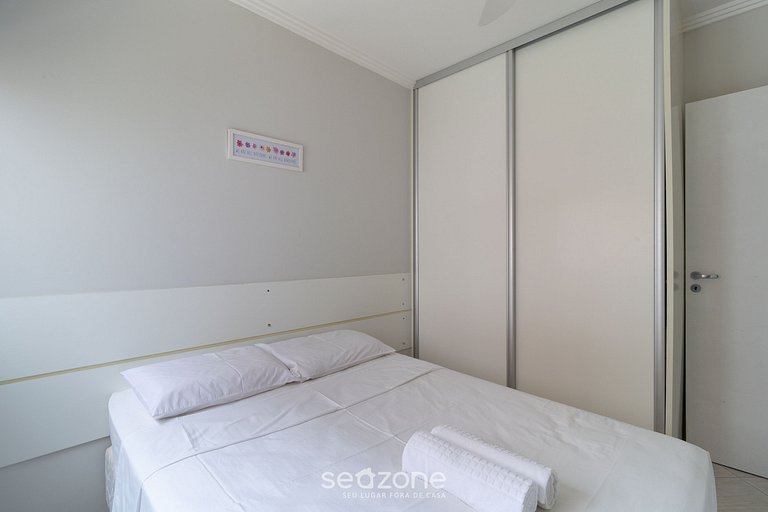 Apto com churrasq ótima localização Jurerê CCB103