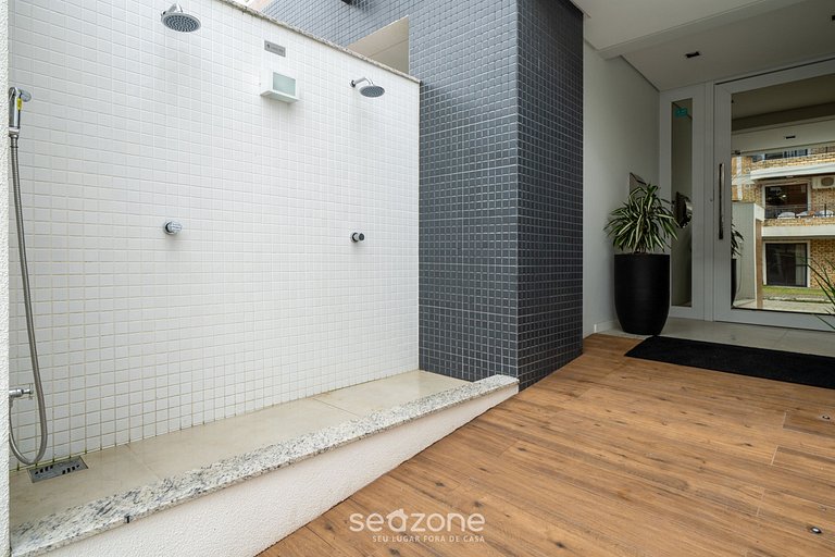 Depto c/ piscina y parrilla Bombinhas RNA0303