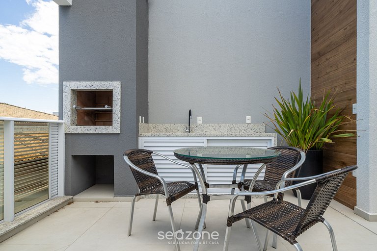 Apto c/ piscina e churrasqueira Bombinhas RNA0303