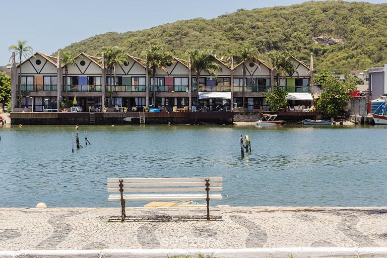 Apto al borde de la laguna Cabo Frio-RJ CFR209