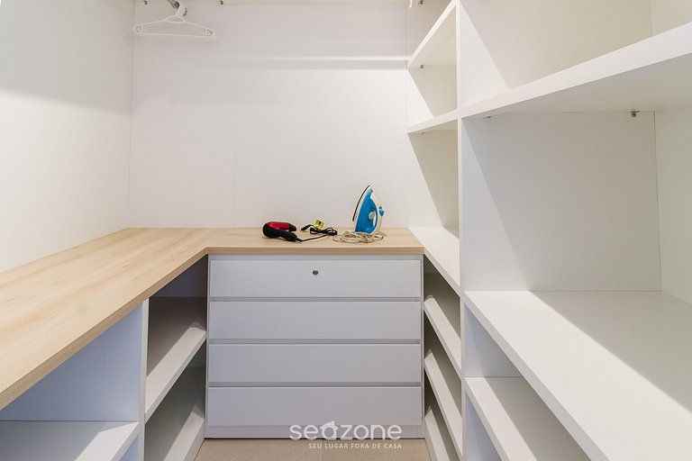 Apto al borde de la laguna Cabo Frio-RJ CFR209