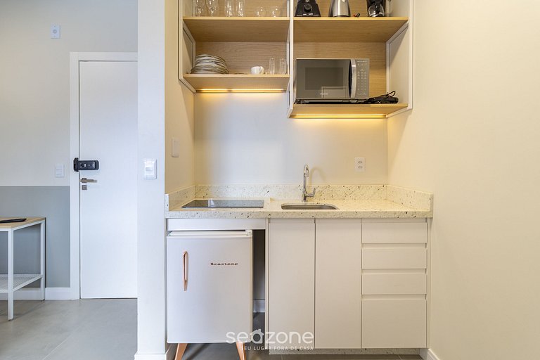 Cómodo apartamento en el centro de Floripa EVA704