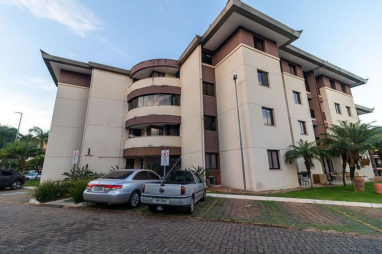 Apto en condominio con piscina y barbacoa CLR314