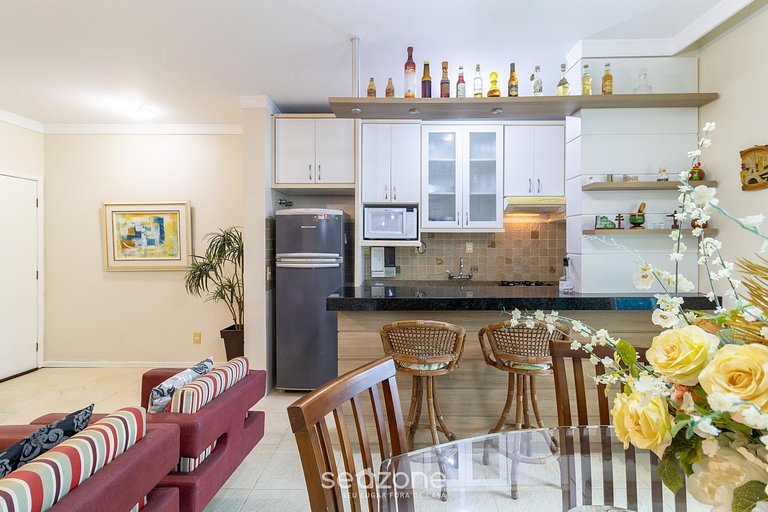 Hermoso apartamento a 500m de la playa de Jurerê CRJ101