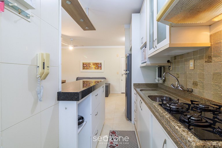 Lindo apto a 500m da praia de Jurerê CRJ101