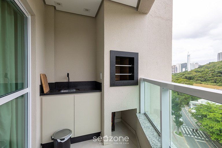 Apto elegante centro de balneário camboriú STL0702