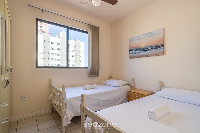 Apto com vista para o mar em Itapema GBL601