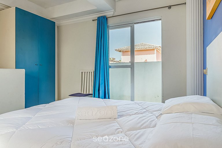 Casa em cond c piscina 150m praia Mariscal CCM004