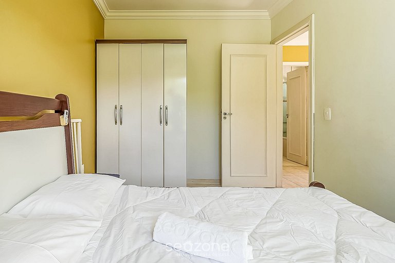 Casa em cond c piscina 150m praia Mariscal CCM004