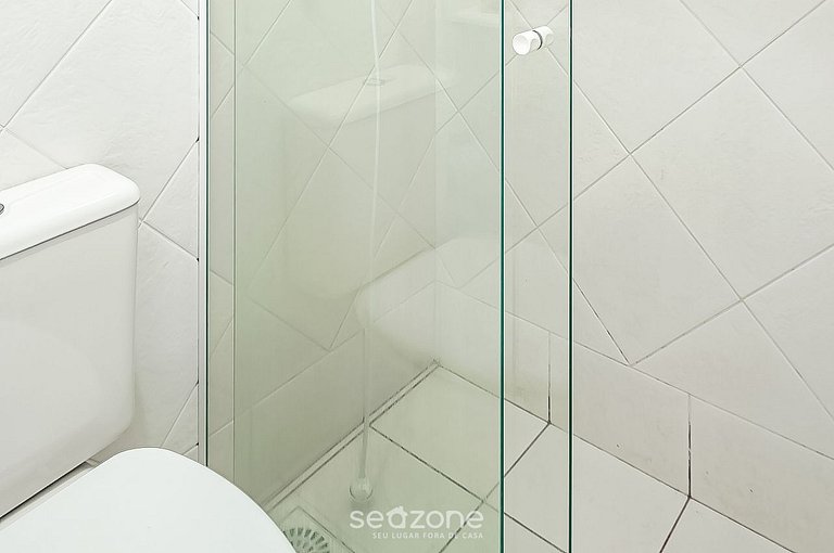 Casa em cond c piscina 150m praia Mariscal CCM004