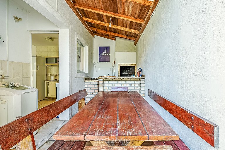 Casa con piscina 150m playa Mariscal CCM004