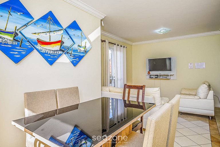 Casa em cond c piscina 150m praia Mariscal CCM004