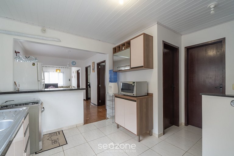 Hermosa casa a 5 min de la Playa Quilombo RPR056