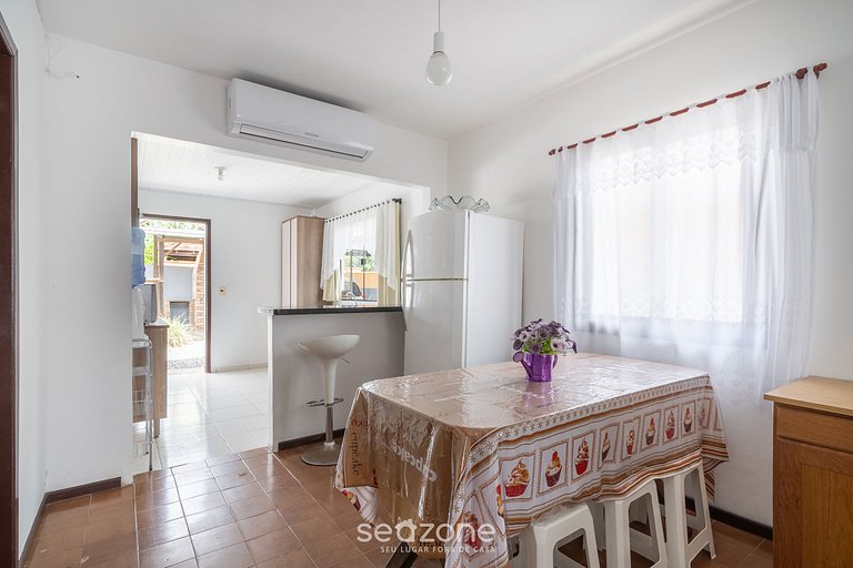 Hermosa casa a 5 min de la Playa Quilombo RPR056