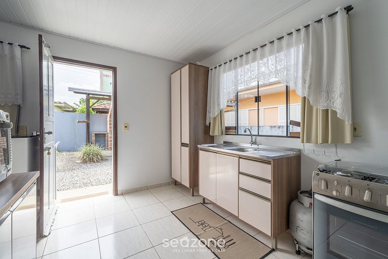 Hermosa casa a 5 min de la Playa Quilombo RPR056