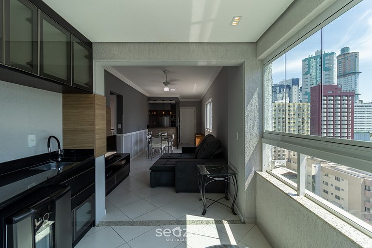 Guapo apto en centro Balneário Camboriú-SC EJF0702