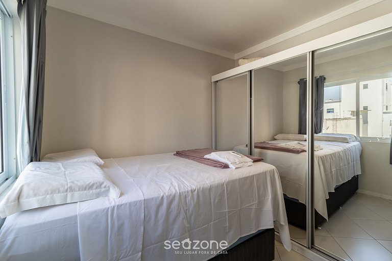 Belo apto no centro Balneário Camboriú-SC EJF0702