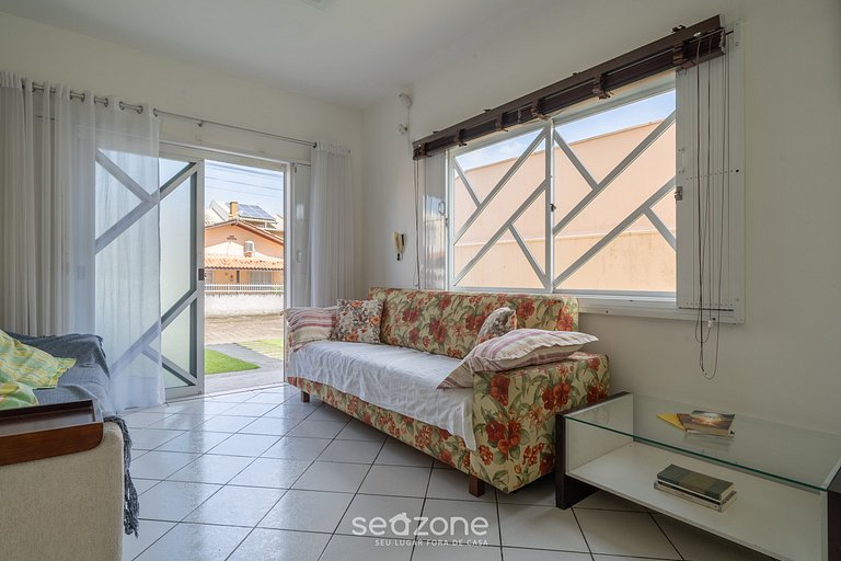 Hermosa casa con piscina centro de Penha/SC BSL190