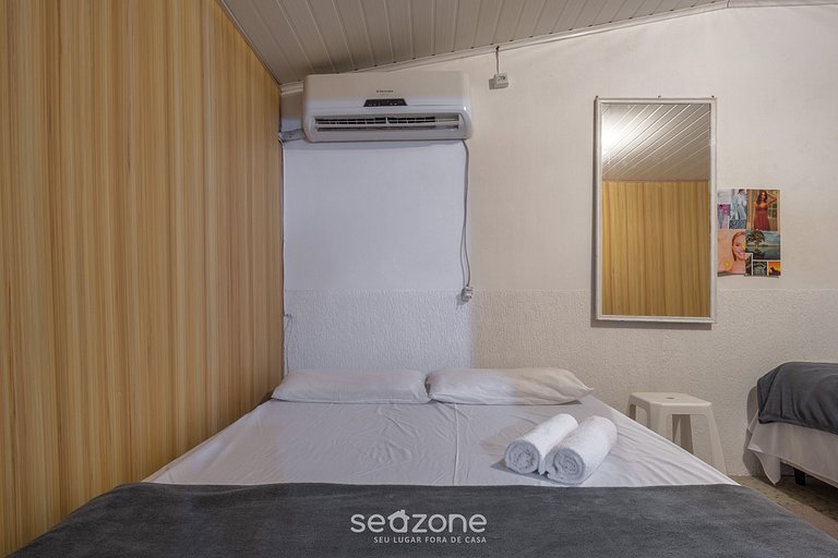 Bela casa com piscina no centro de Penha/SC BSL190