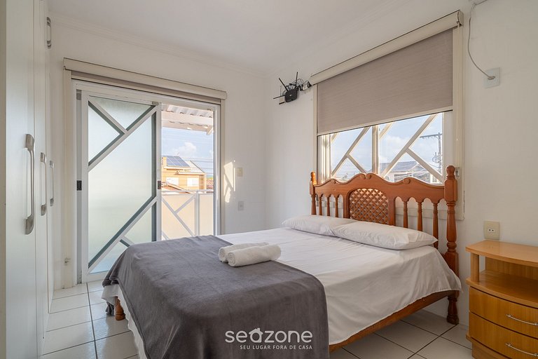 Hermosa casa con piscina centro de Penha/SC BSL190