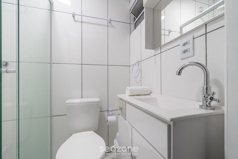 Bela casa com piscina no centro de Penha/SC BSL190