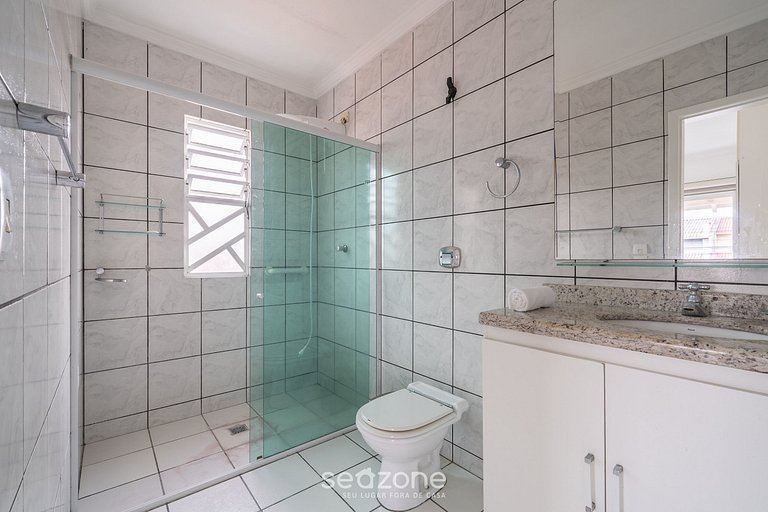 Hermosa casa con piscina centro de Penha/SC BSL190