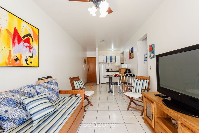 Apto próximo a praia e com churrasqueira AAL0204