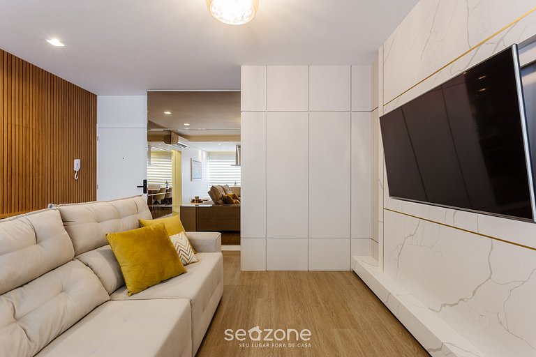 Apt con piscina a 85m de la playa en Jurerê PTJ203