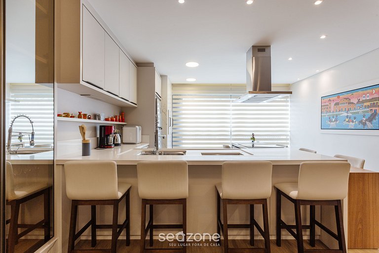 Apt con piscina a 85m de la playa en Jurerê PTJ203