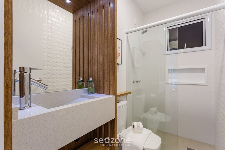 Apt con piscina a 85m de la playa en Jurerê PTJ203