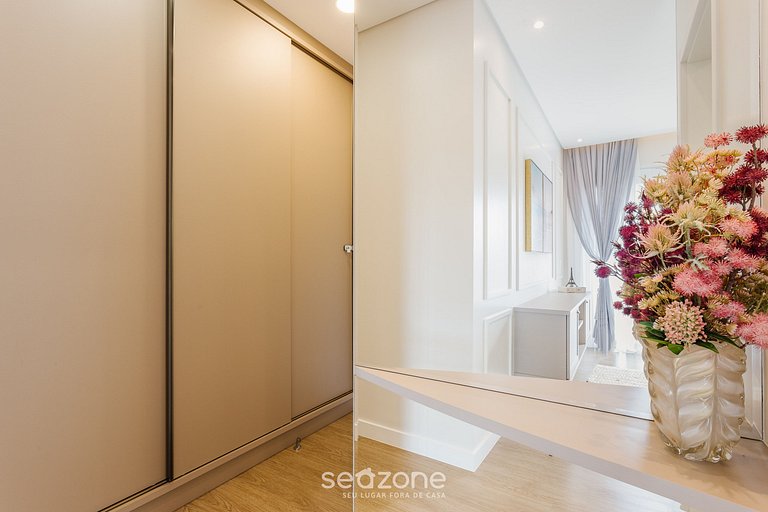 Apt con piscina a 85m de la playa en Jurerê PTJ203