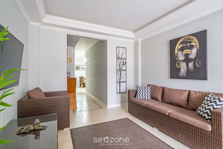 Lindo apto a 110m de meia praia Itapema/SC OBS0301