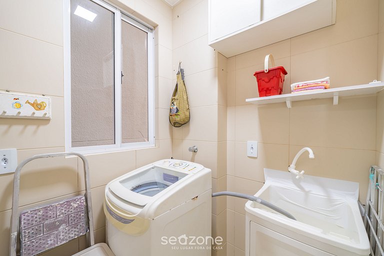 Lindo apto a 110m de meia praia Itapema/SC OBS0301