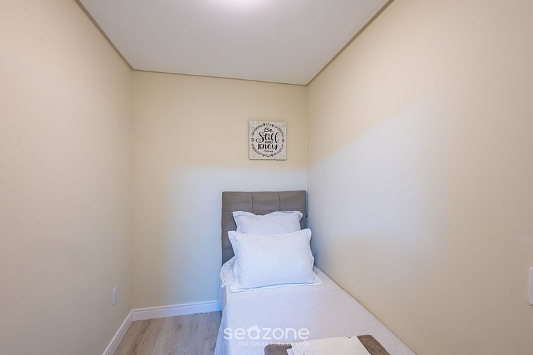 Apto a 160m da praia Balneário Camboriú-SC SRL002