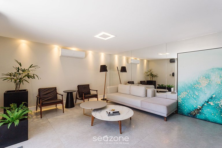 Duplex em Jurerê - Praia a 350m ELU0311