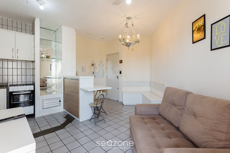 Apto em ótima localização a 200m da praia CSG305 Seazone