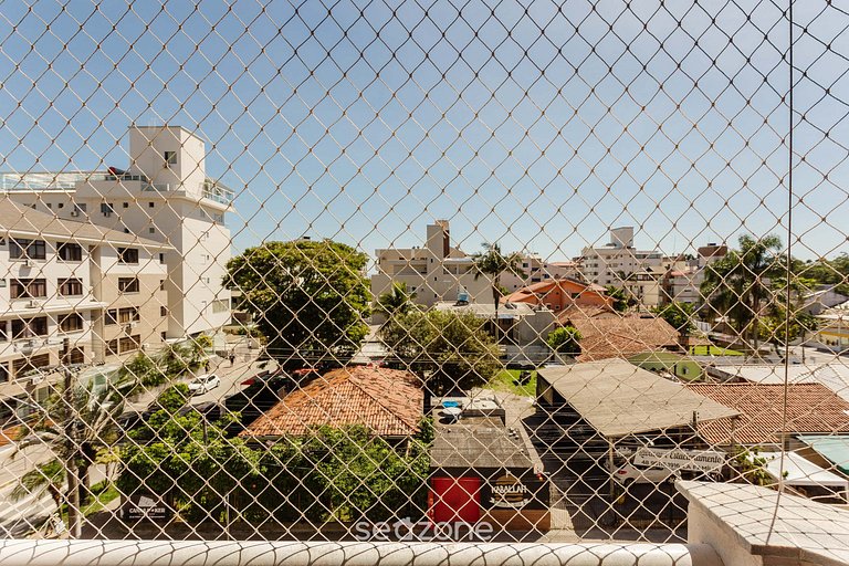 Apto em ótima localização a 200m da praia CSG305 Seazone