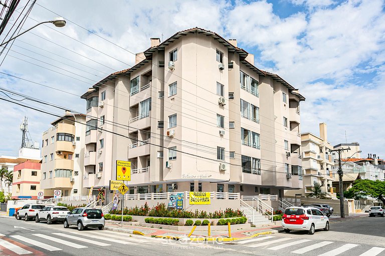 Apto em ótima localização a 200m da praia CSG305 Seazone