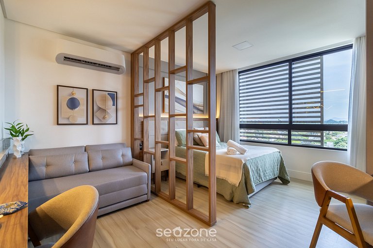 Estúdio Moderno próximo da UFSC SS305