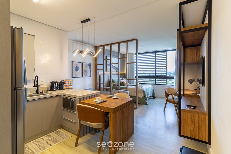 Estúdio Moderno próximo da UFSC SS305