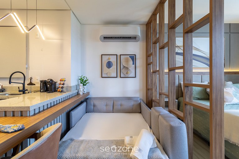 Estúdio Moderno próximo da UFSC SS305