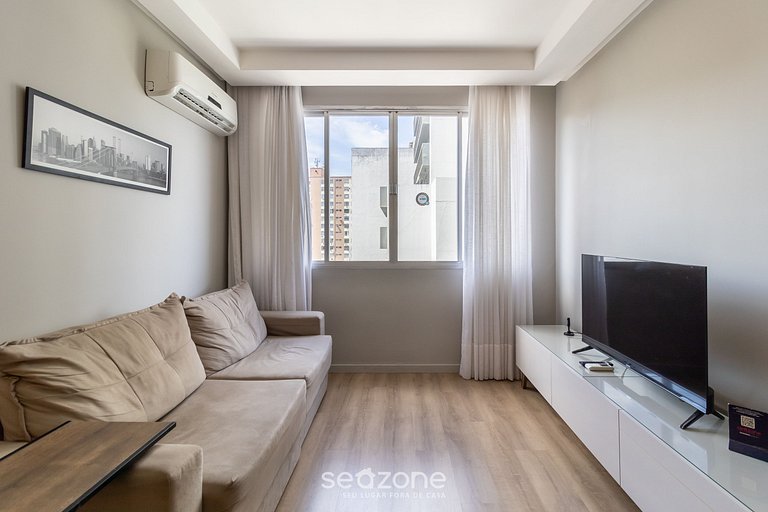 Apto completo no centro de Floripa EDC402