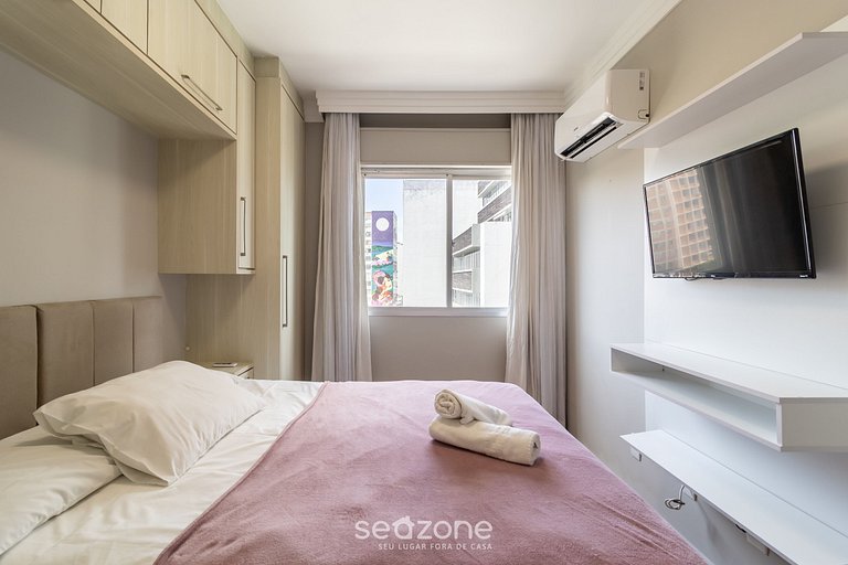 Apto completo no centro de Floripa EDC402