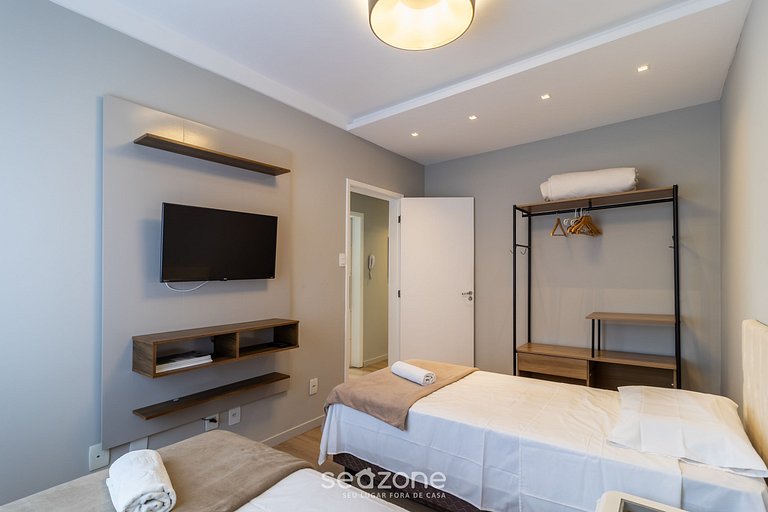 Apart completo en el centro de Floripa EDC402