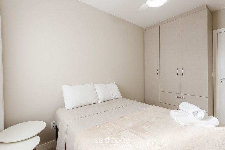 Encantador apt 500m de la playa en Jurerê RIV101